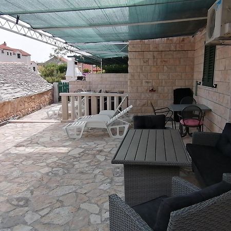 Apartmani Franceska Bol Camera foto