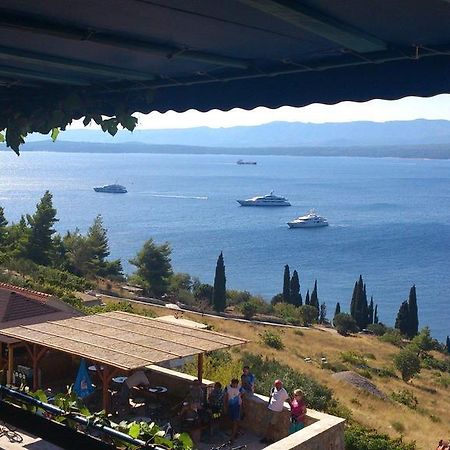 Apartmani Franceska Bol Esterno foto
